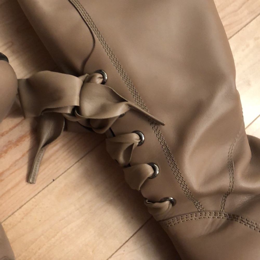 VALENTINO BOOTS NUDE natural Leather Size 38 14” at the calf - Picture 2 of 10